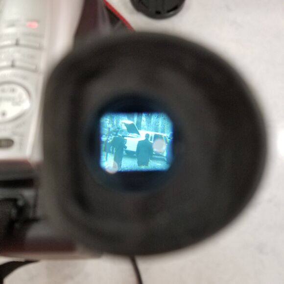 JVC GR-AX880u Camcorder tested working with box & new tape tested working - Picture 9 of 12